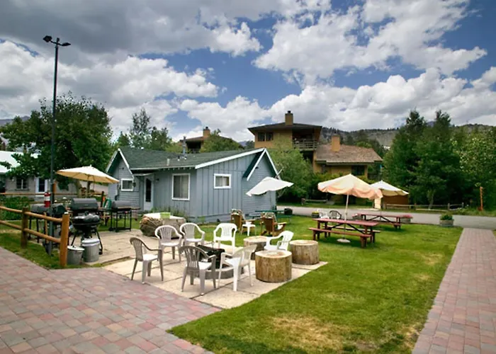 Lake Front Cabins