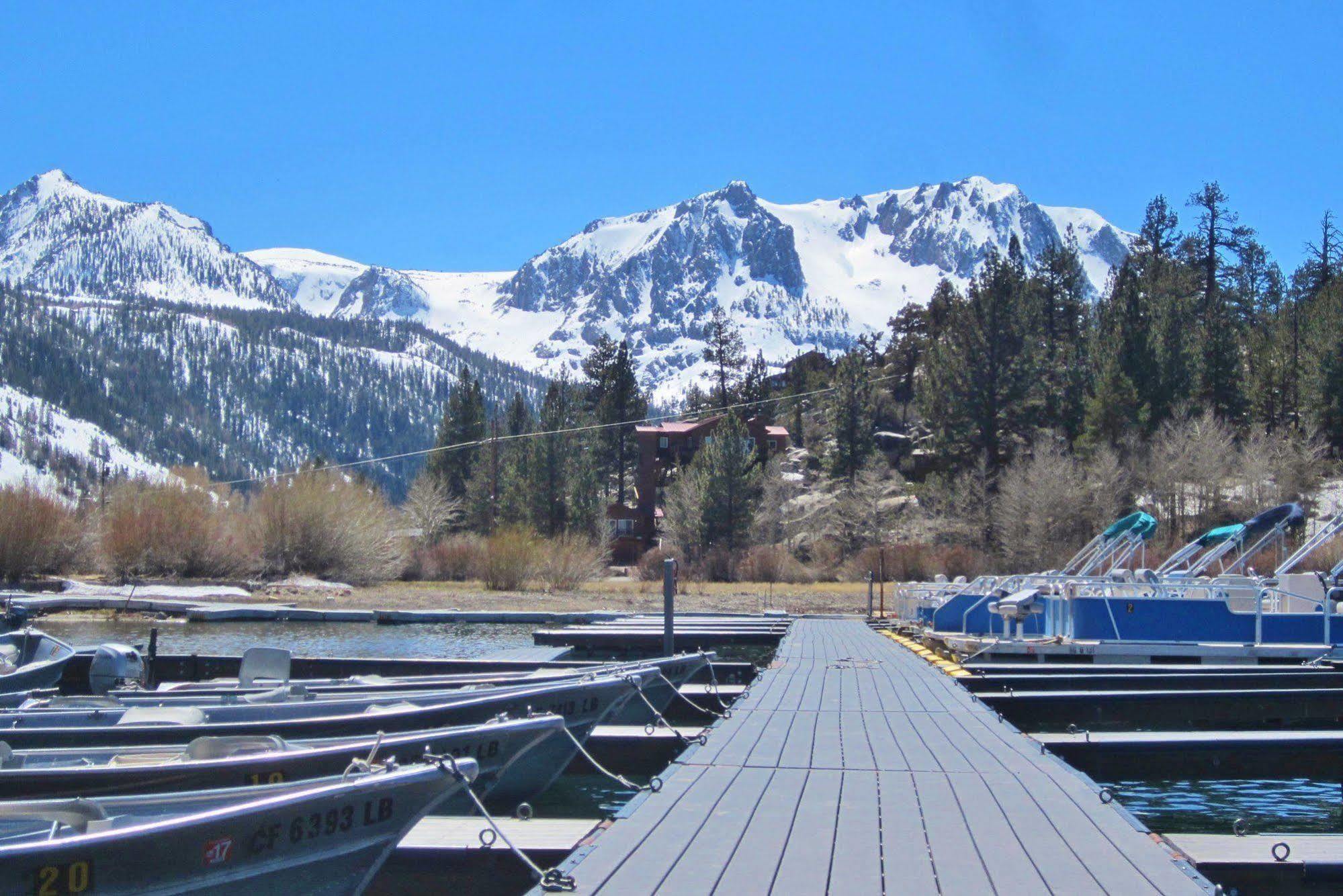 Front Hotel June Lake